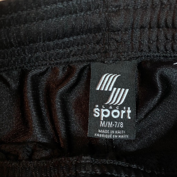 Kids Shorts - Picture 3 of 3